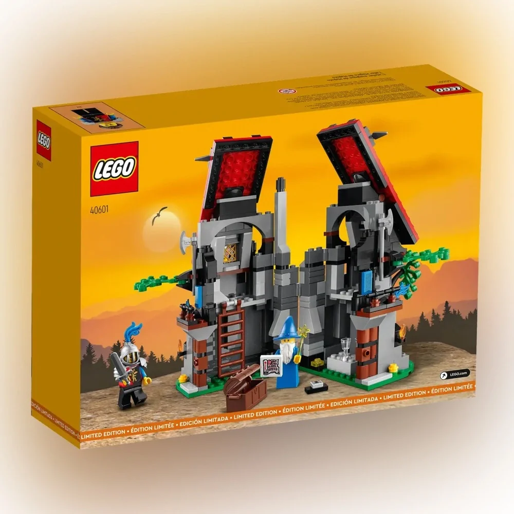 LEGO Limited Edition Majisto’s Magical Workshop 40601 (365pcs), NIB